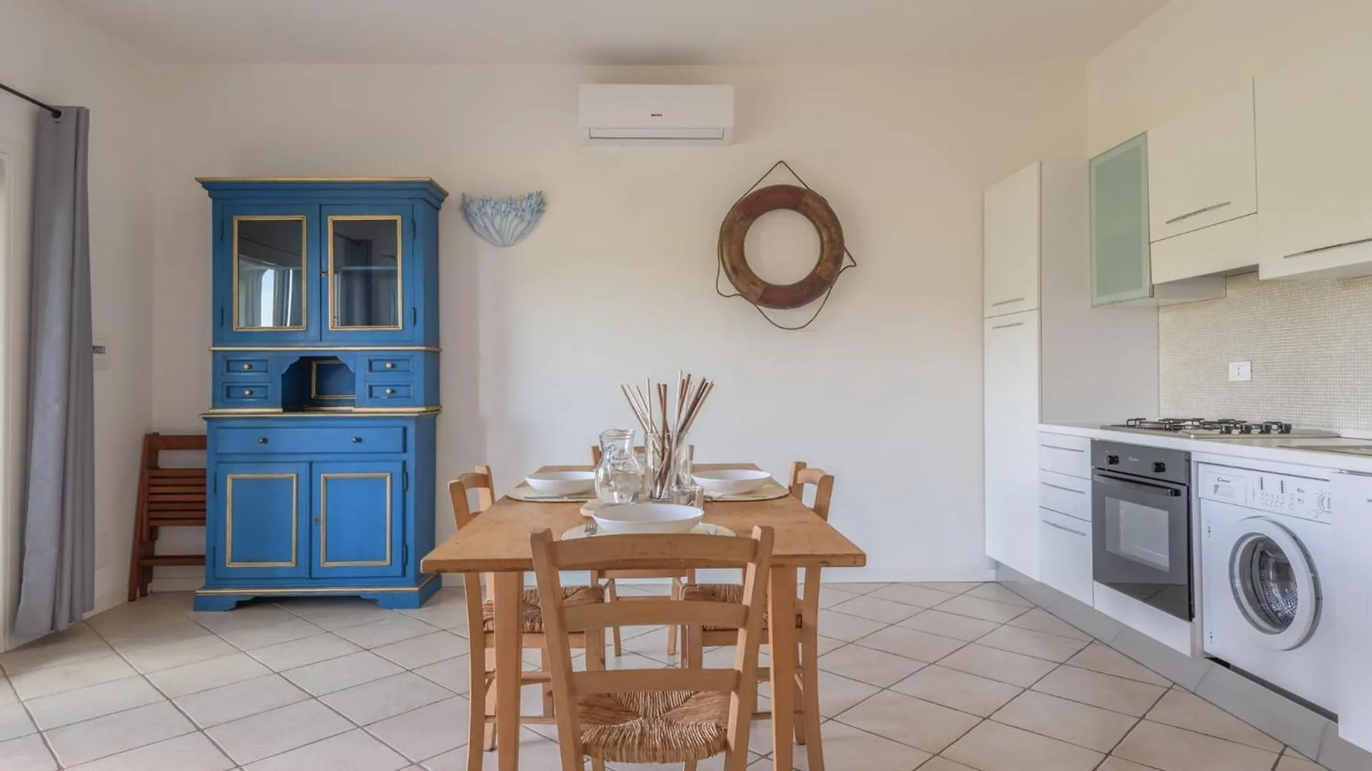 Апартаменты Elegant Residence Ea Bianca 2 Bedroom Sleeps 6 Extra Bed Available Cala Bitta