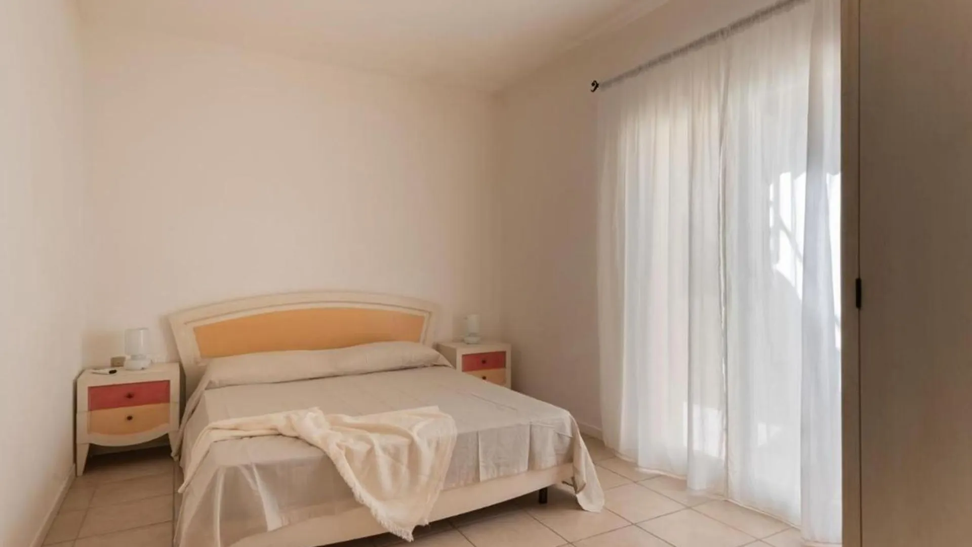 Daire Elegant Residence Ea Bianca 2 Bedroom Sleeps 6 Plus Extra Bed Available Cala Bitta İtalya