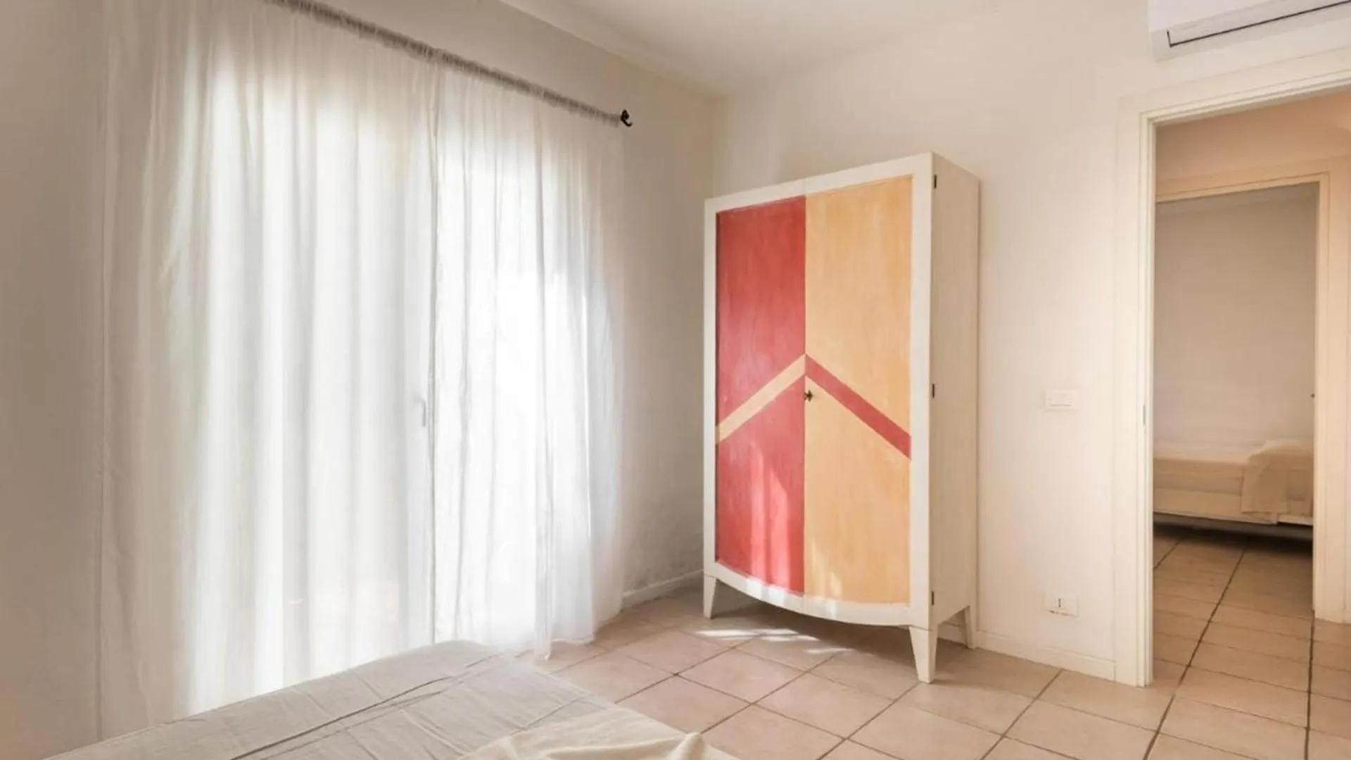 Elegant Residence Ea Bianca 2 Bedroom Sleeps 6 Plus Extra Bed Available Cala Bitta