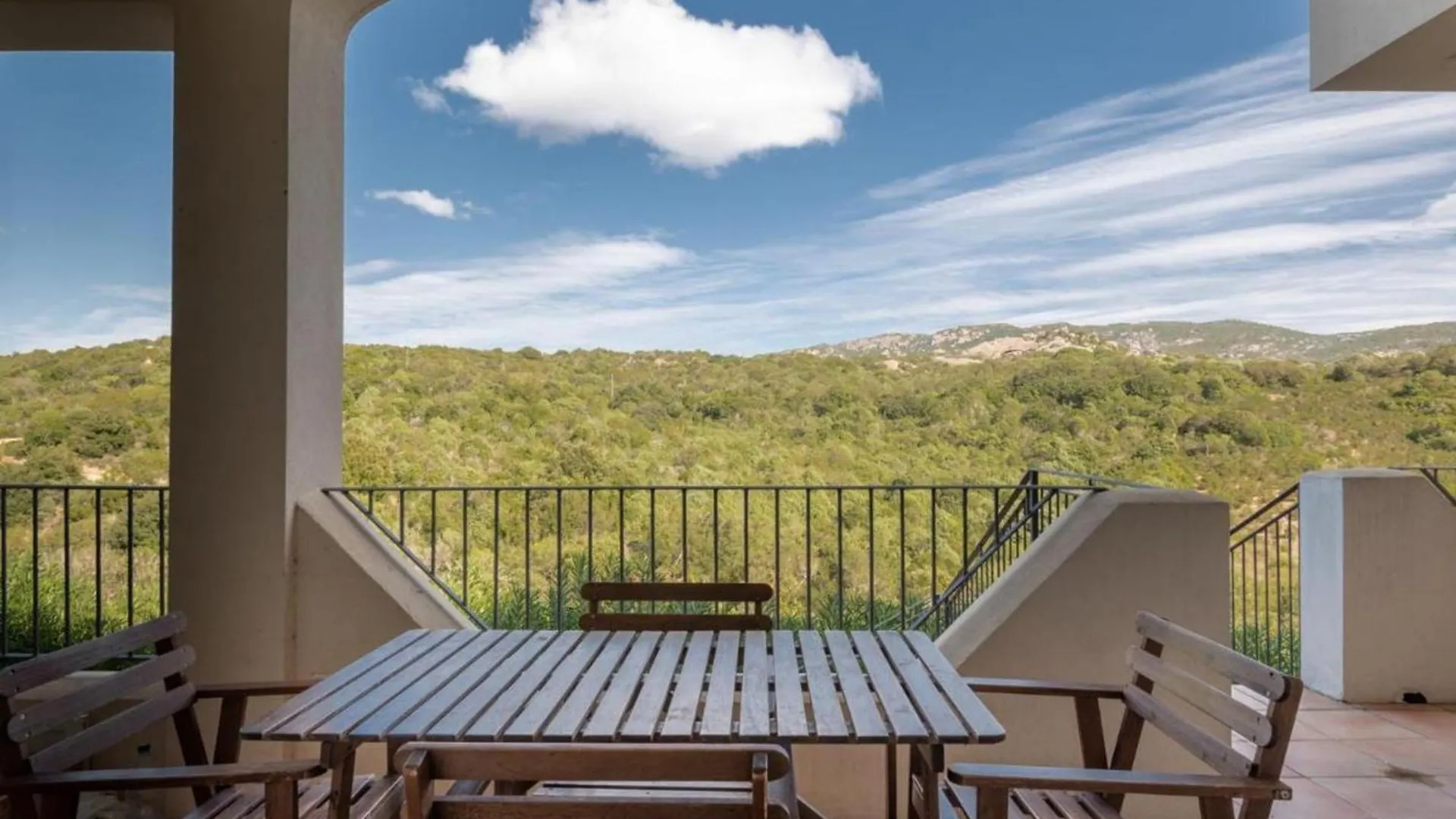 Elegant Residence Ea Bianca 2 Bedroom Sleeps 6 Extra Bed Available Cala Bitta 0*,  Италия